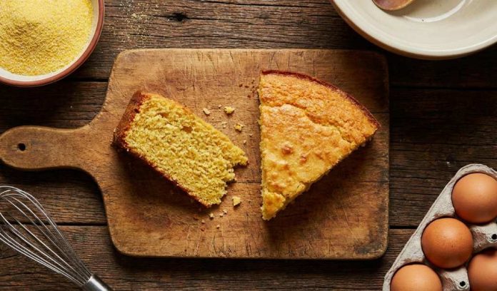 Fluffy skillet cornbread slice